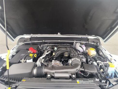 New 2026 Jeep Wrangler Unlimited Rubicon w/ Technology Group image 25