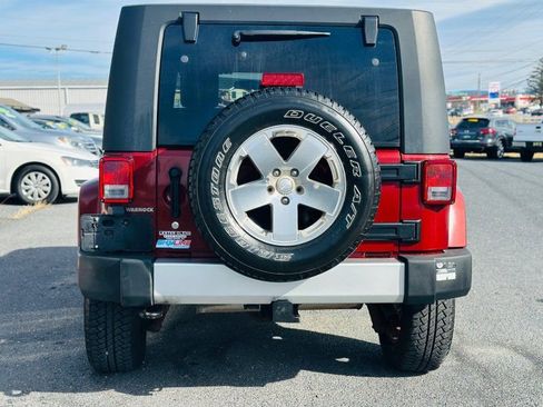 Used 2009 Jeep Wrangler Unlimited Sahara image 4