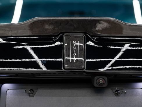 Used 2026 Rolls-Royce Phantom Sedan image 24