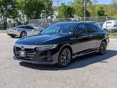 Used 2021 Honda Accord EX-L image 9