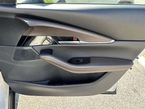 Certified 2025 MAZDA CX-30 AWD 2.5 S w/ Premium Package image 44