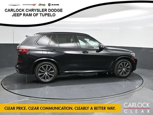 Used 2022 BMW X5 xDrive40i w/ M Sport Package AWD/4WD image 4
