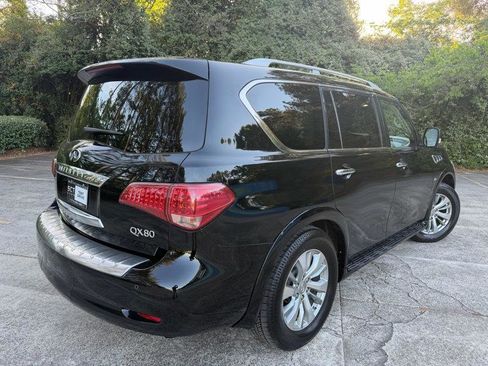 Used 2017 INFINITI QX80 4WD w/ All Season Package image 11