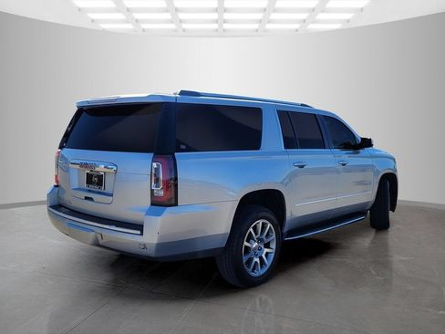 Used 2019 GMC Yukon XL Denali RWD image 5