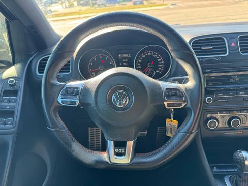 Used 2014 Volkswagen GTI Wolfsburg Edition image 10
