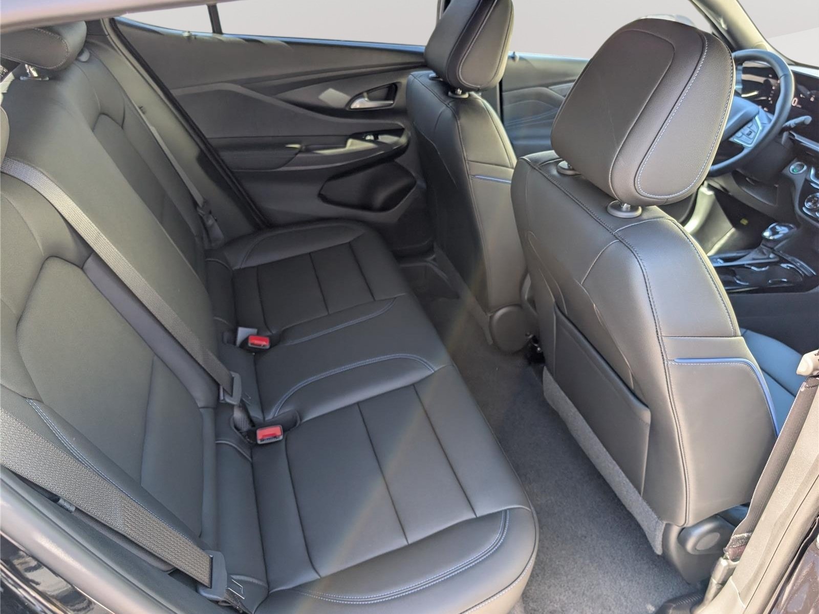 New 2026 Buick Envista Sport Touring w/ Convenience I Package FWD image 8