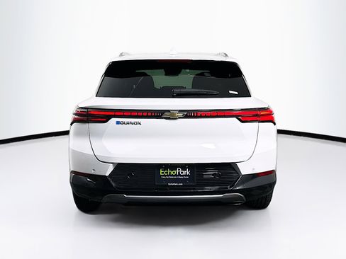 Used 2025 Chevrolet Equinox EV LT image 7