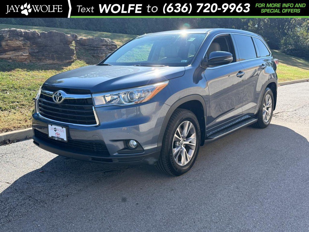 Used 2015 Toyota Highlander Plus AWD/4WD image 1