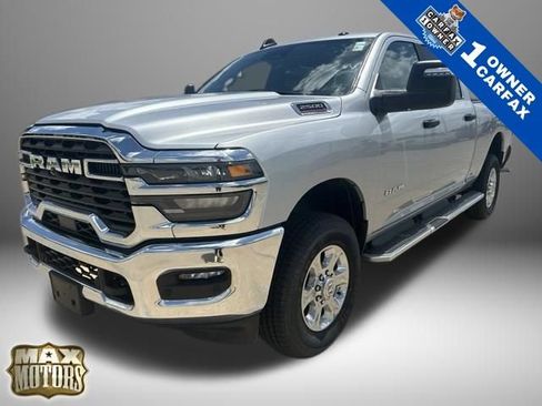 Used 2026 RAM 2500 Big Horn AWD/4WD image 1