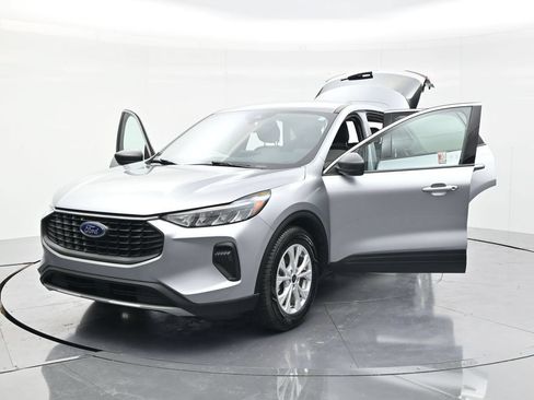 Used 2024 Ford Escape Active w/ Cold Weather Package FWD image 45