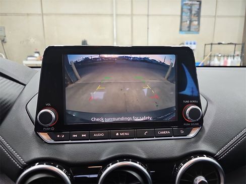 Used 2020 Nissan Sentra SV image 22