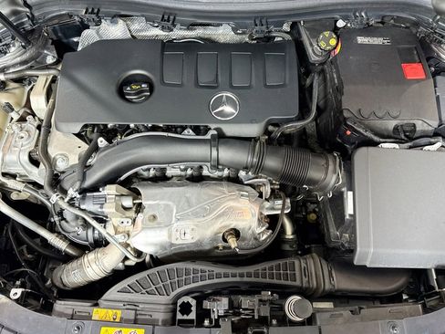 Certified 2023 Mercedes-Benz GLA 250 image 28