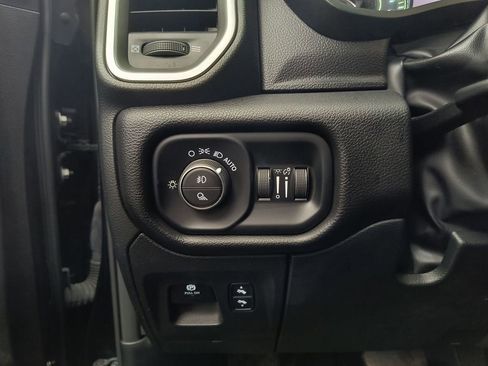 Used 2025 RAM 1500 Big Horn image 16