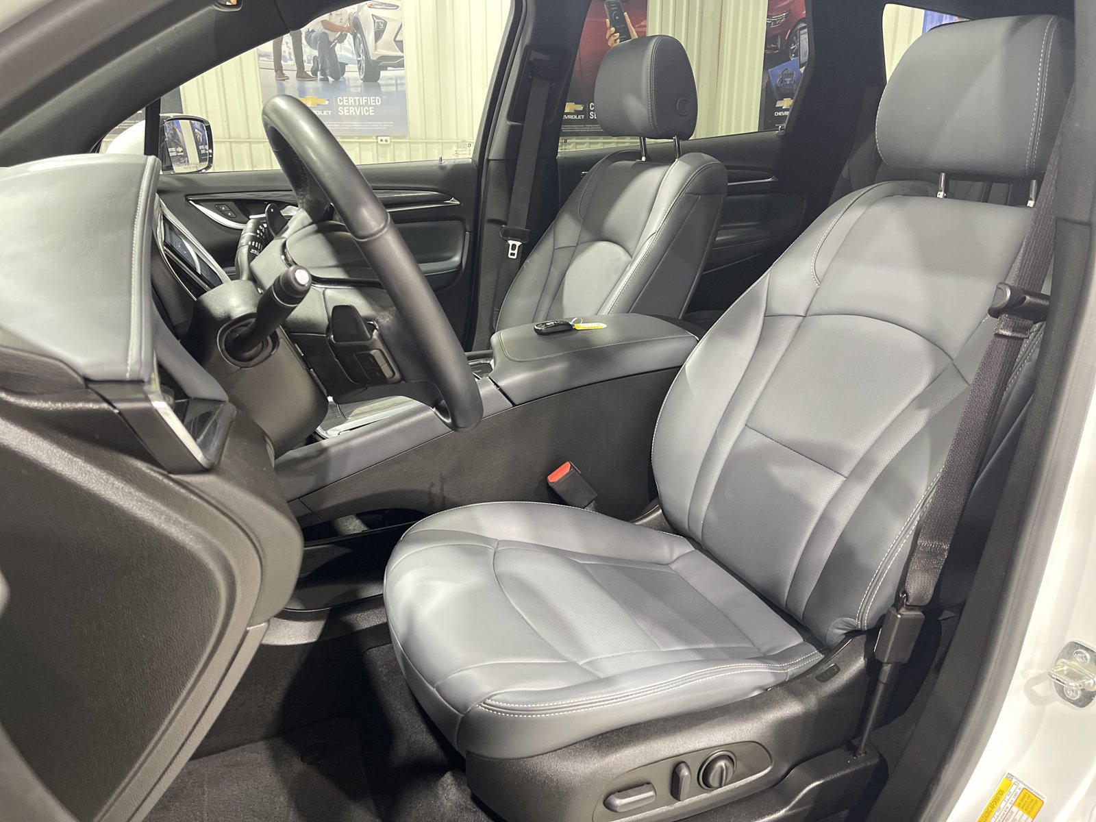 Used 2023 Buick Enclave Essence w/ Experience Buick Package AWD/4WD image 19