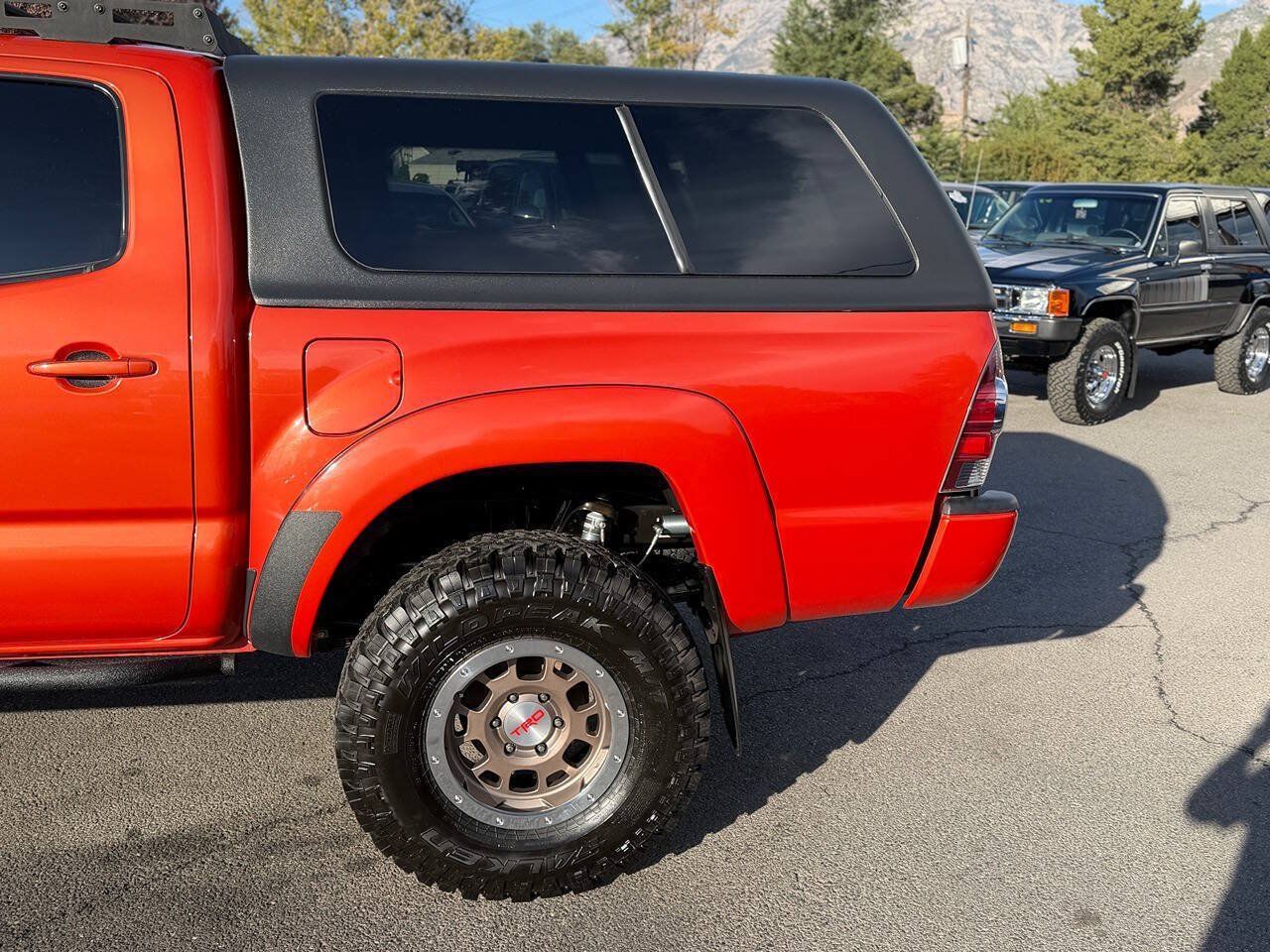 Used 2015 Toyota Tacoma TRD Pro w/ Off Road Towing Package AWD/4WD image 77