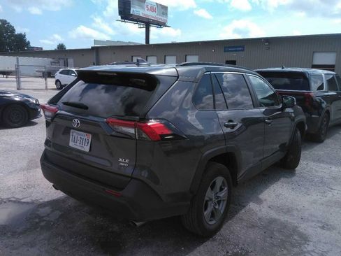 Used 2024 Toyota RAV4 XLE AWD/4WD image 2
