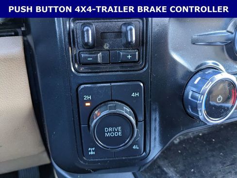 Used 2023 Ford F250 Lariat w/ Chrome Package image 17