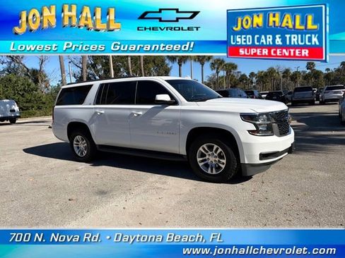 Used 2018 Chevrolet Suburban LT image 18