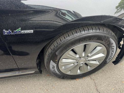 Used 2016 Hyundai Sonata SE image 12