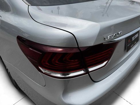 Used 2014 Lexus LS 460 image 14