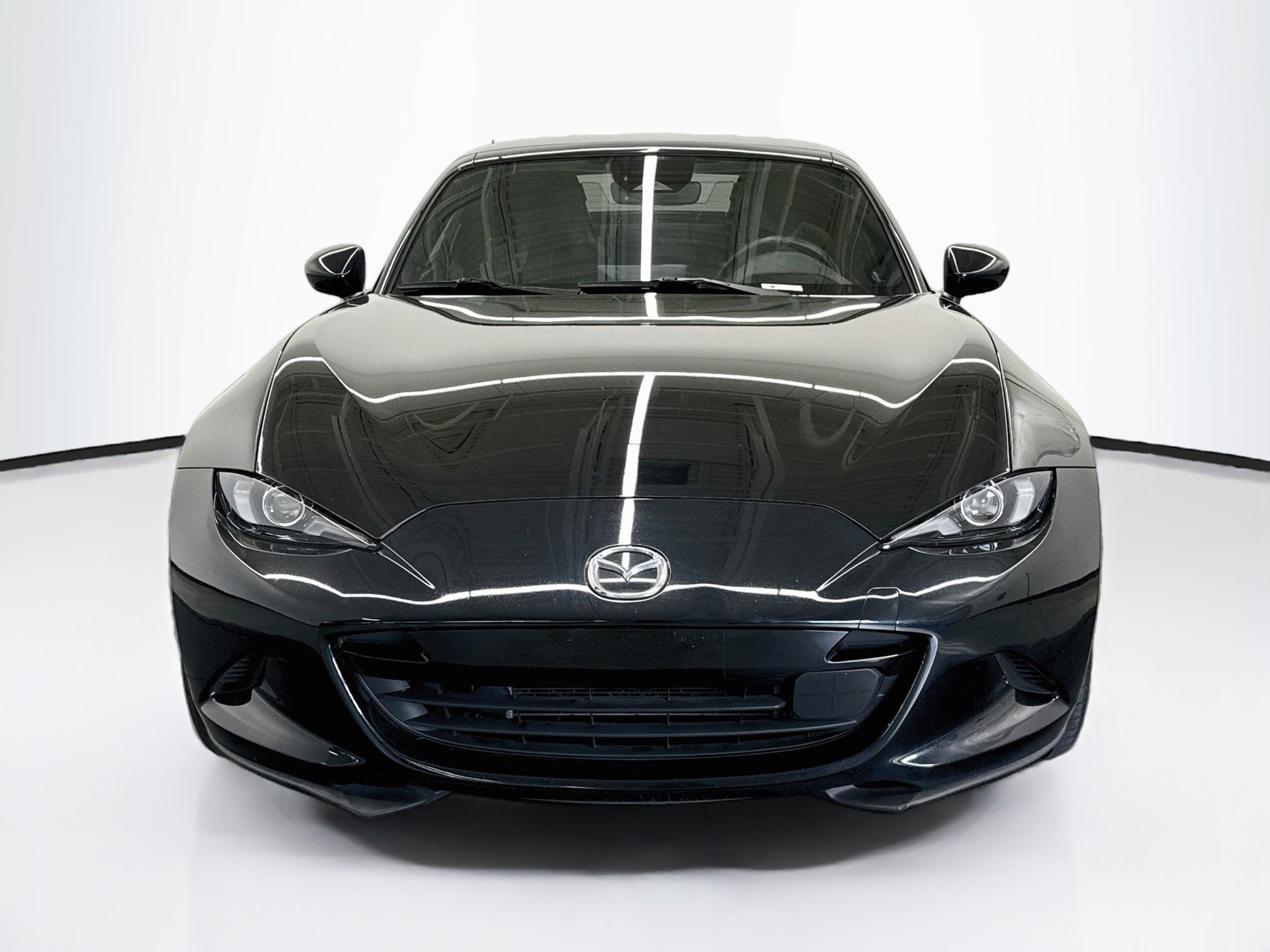Used 2025 MAZDA MX-5 Miata RF Grand Touring RWD image 2