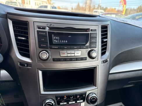 Used 2014 Subaru Outback 2.5i w/ Alloy Wheel Package image 16