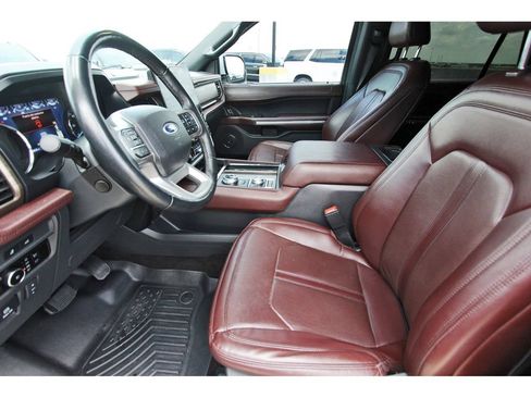 Used 2023 Ford Expedition Max Limited AWD/4WD image 6