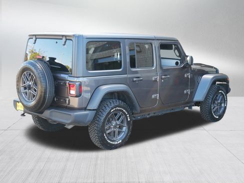 Used 2024 Jeep Wrangler Sport S image 7