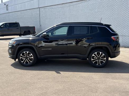 Certified 2023 Jeep Compass Limited AWD/4WD image 2