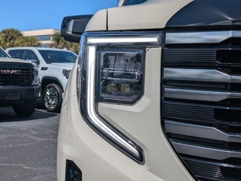 New 2026 GMC Sierra 1500 AT4 w/ AT4 Premium Package AWD/4WD image 10