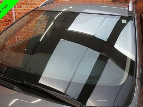 Used 2017 Nissan Rogue SV w/ SV Premium Package image 92