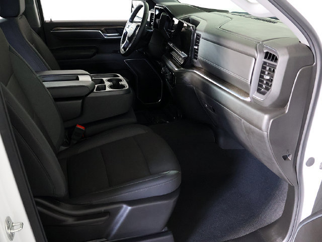 Used 2025 Chevrolet Silverado 1500 LT AWD/4WD image 32