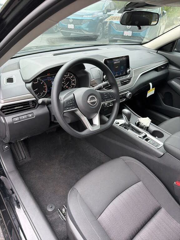 Used 2026 Nissan Altima 2.5 SV AWD/4WD image 24