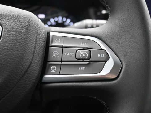 New 2026 Jeep Compass Limited image 20