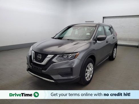 Used 2020 Nissan Rogue S image 1