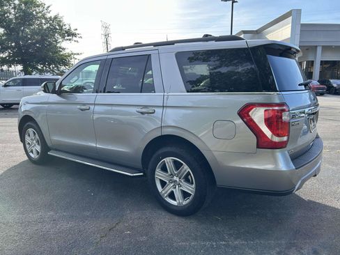 Used 2020 Ford Expedition XLT w/ Equipment Group 202A RWD image 7