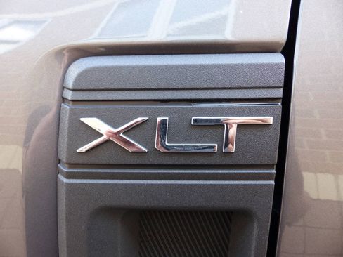 Used 2023 Ford Maverick XLT FWD image 17