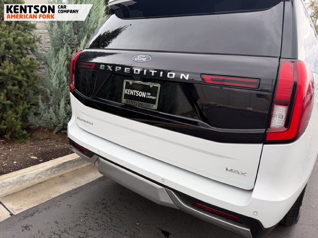 Used 2025 Ford Expedition Max Platinum AWD/4WD image 37