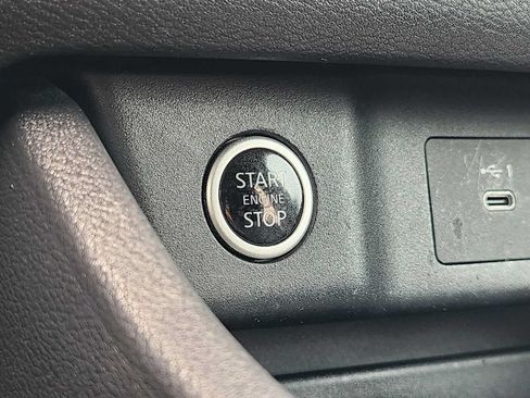 Used 2023 Nissan Rogue SV FWD image 20