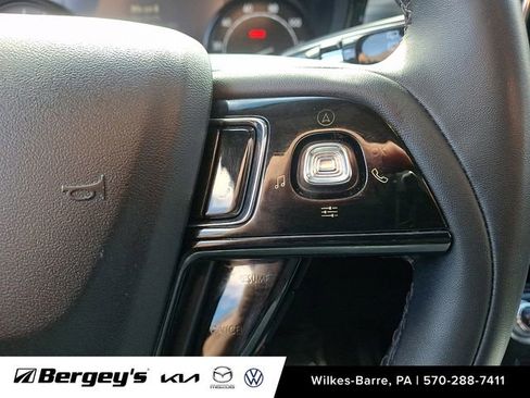 Used 2022 Lincoln Corsair AWD w/ Equipment Group 101A image 25