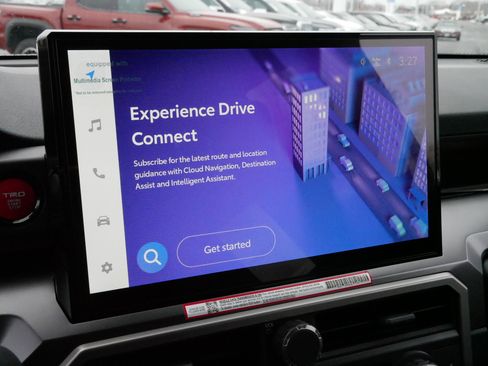 Certified 2025 Toyota 4Runner TRD Off-Road Premium image 22