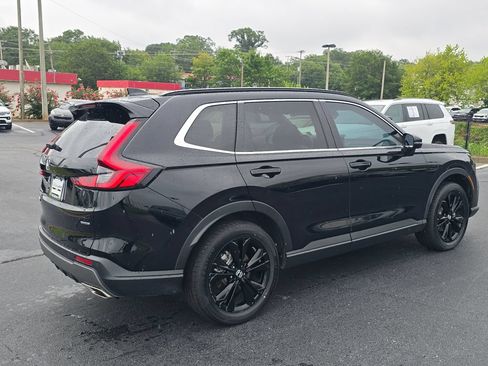 Used 2024 Honda CR-V Sport Touring image 3