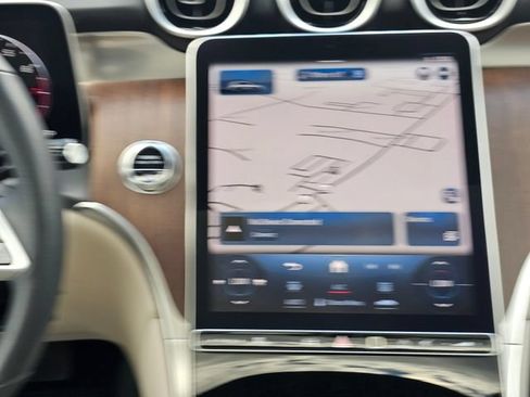 Certified 2023 Mercedes-Benz GLC 300 4MATIC image 37