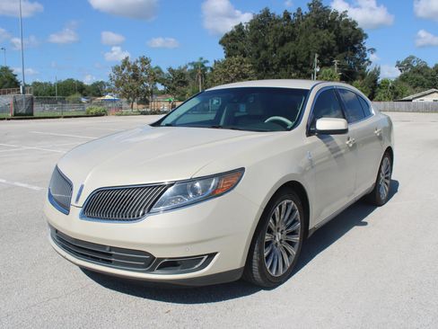 Used 2014 Lincoln MKS w/ Equipment Group 101A FWD image 2
