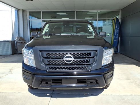 Used 2023 Nissan Titan S AWD/4WD image 2