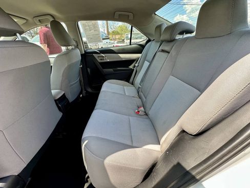 Used 2016 Toyota Corolla LE FWD image 23