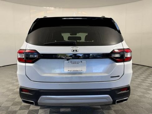 Used 2025 Honda Pilot Touring image 63