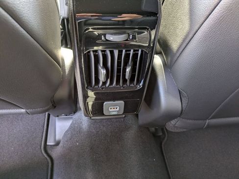New 2026 Jeep Compass Latitude AWD/4WD image 24