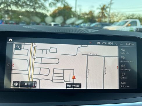 Used 2025 BMW Z4 sDrive30i image 12