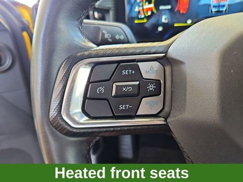 Used 2024 Ford Mustang Convertible image 16